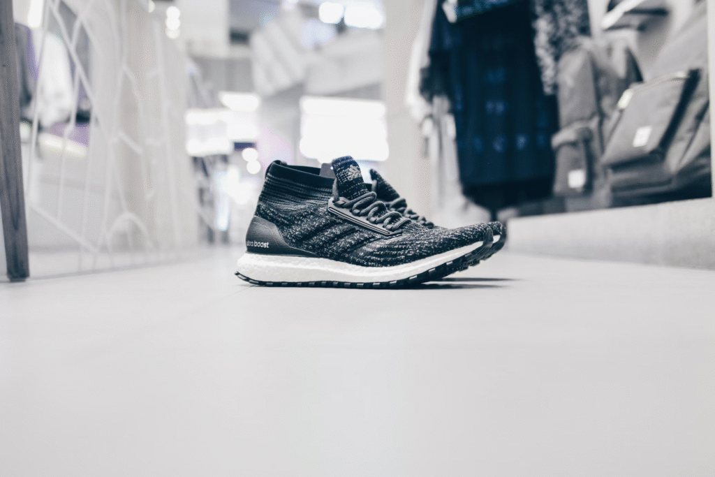 Tênis de corrida adequado